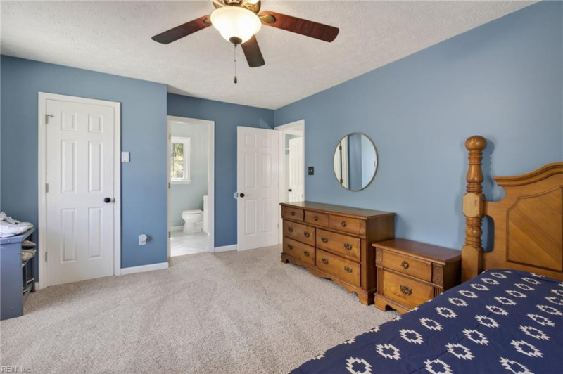 Photo 26 of 36 residential for sale in Middlesex County virginia