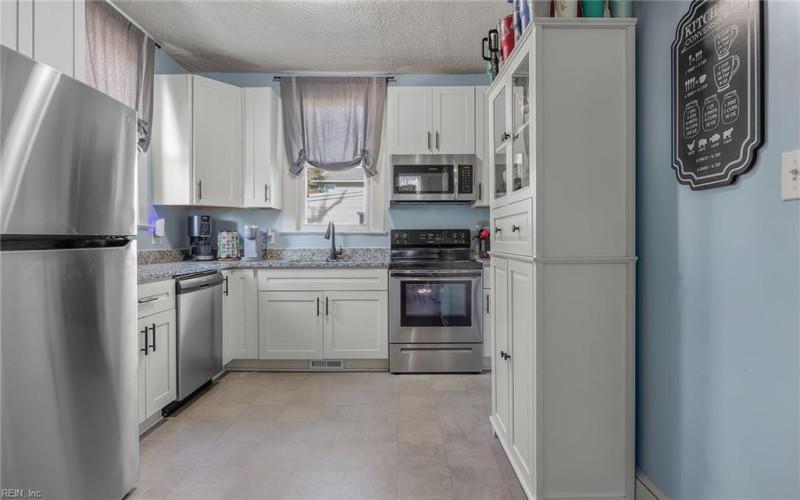 Photo 7 of 36 residential for sale in Norfolk virginia Photo 7 of 36 residential for sale in Norfolk virginia