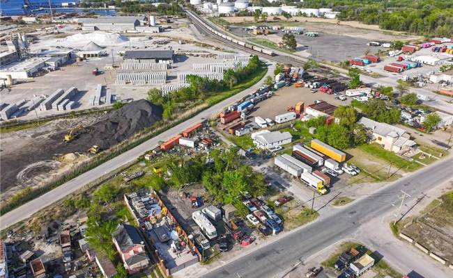 435 Freeman Avenue, Chesapeake, VA 23324