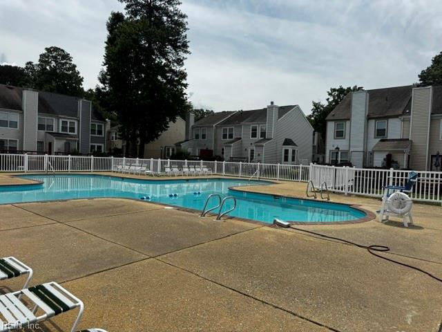 Photo 9 of 34 residential for sale in Newport News virginia
