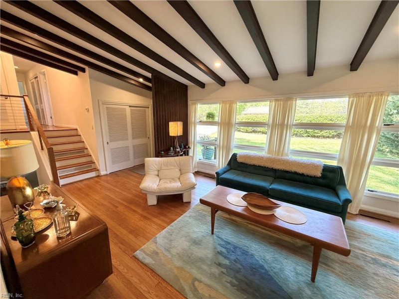 Photo 6 of 32 residential for sale in Newport News virginia
