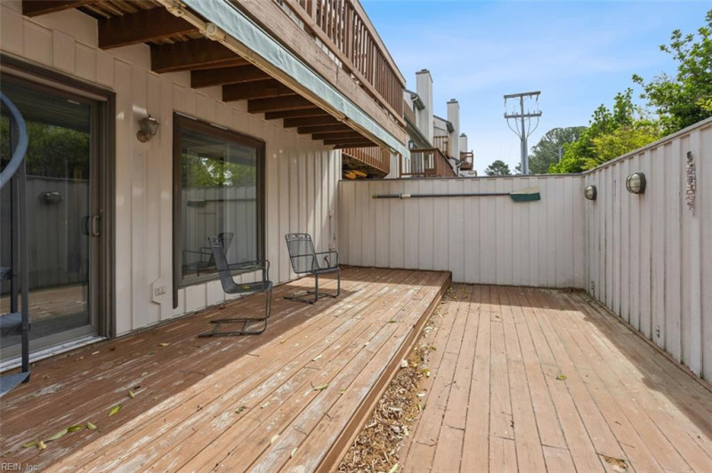 Photo 18 of 48 residential for sale in Portsmouth virginia