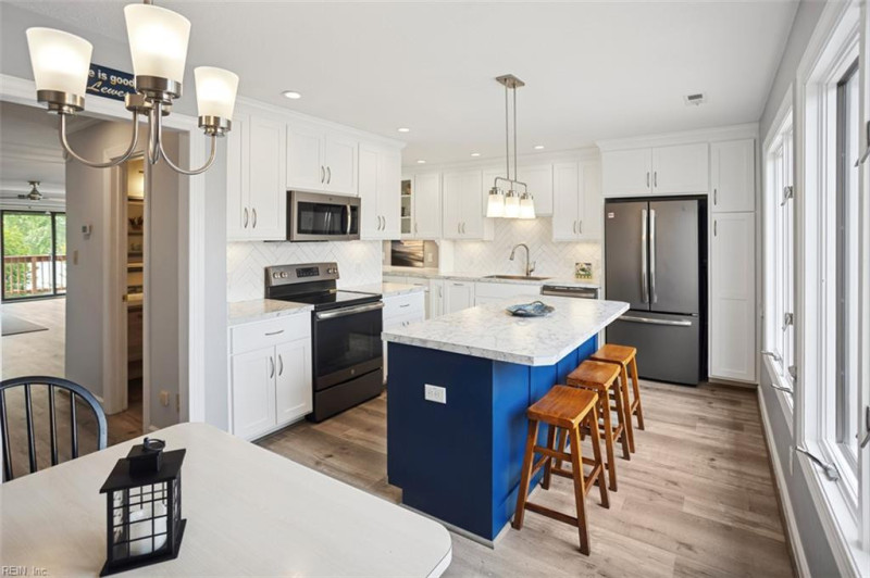 Photo 32 of 48 residential for sale in Portsmouth virginia