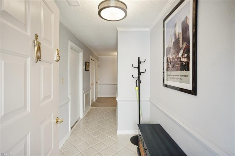 Photo 7 of 48 residential for sale in Portsmouth virginia