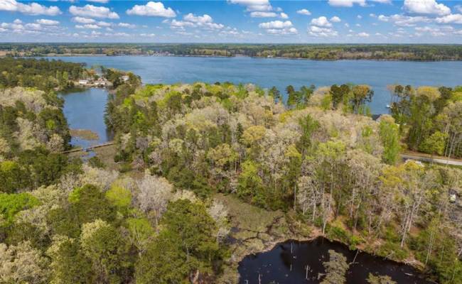 1.1+AC East West Parkway, Gloucester County, VA 23061