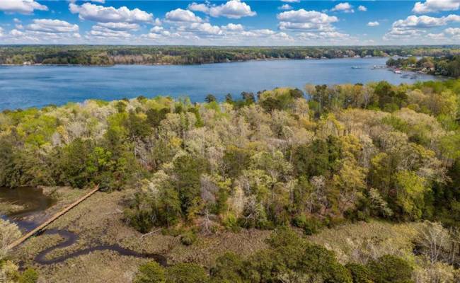1.1+AC East West Parkway, Gloucester County, VA 23061