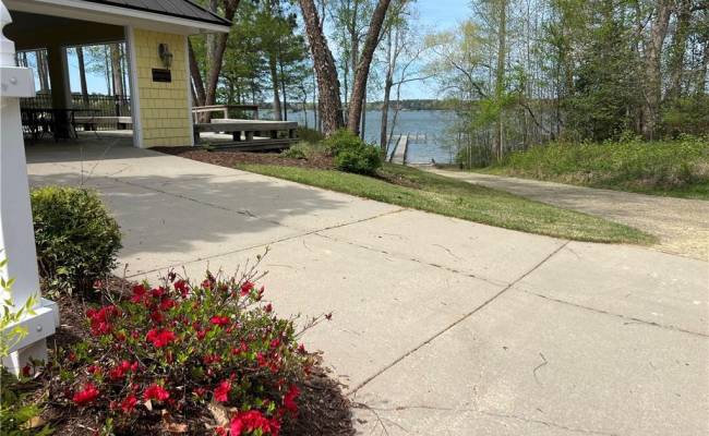 1.1+AC East West Parkway, Gloucester County, VA 23061