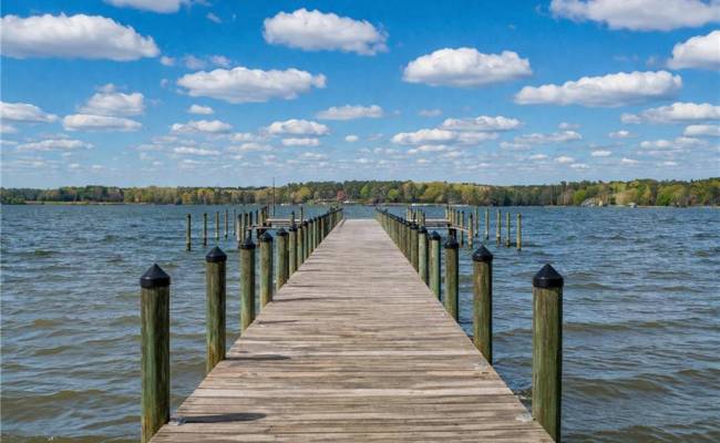 1.1+AC East West Parkway, Gloucester County, VA 23061