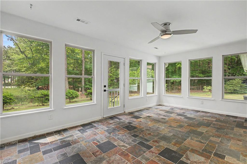 Photo 10 of 37 residential for sale in Mathews County virginia