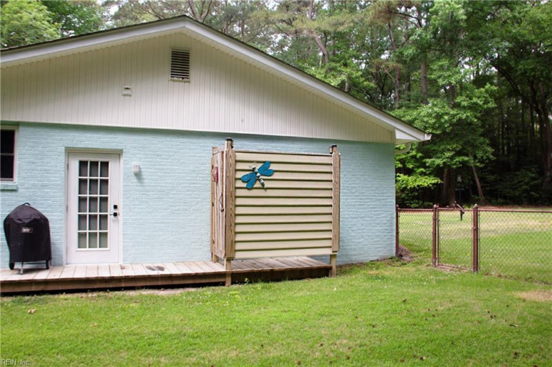Photo 29 of 37 residential for sale in Mathews County virginia