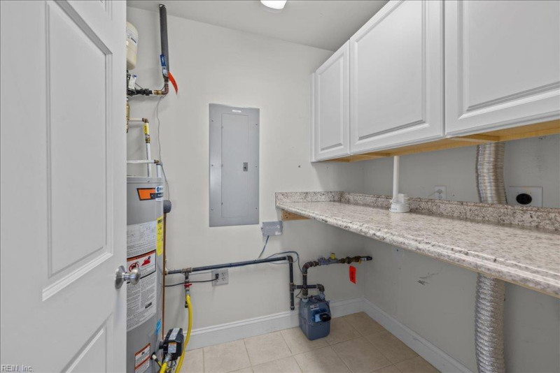 Photo 38 of 50 residential for sale in Norfolk virginia Photo 38 of 50 residential for sale in Norfolk virginia