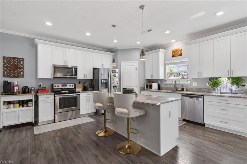 Photo 13 of 41 residential for sale in Norfolk virginia