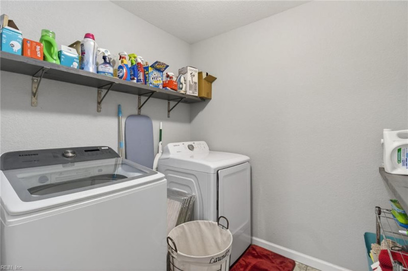 Photo 21 of 41 residential for sale in Norfolk virginia