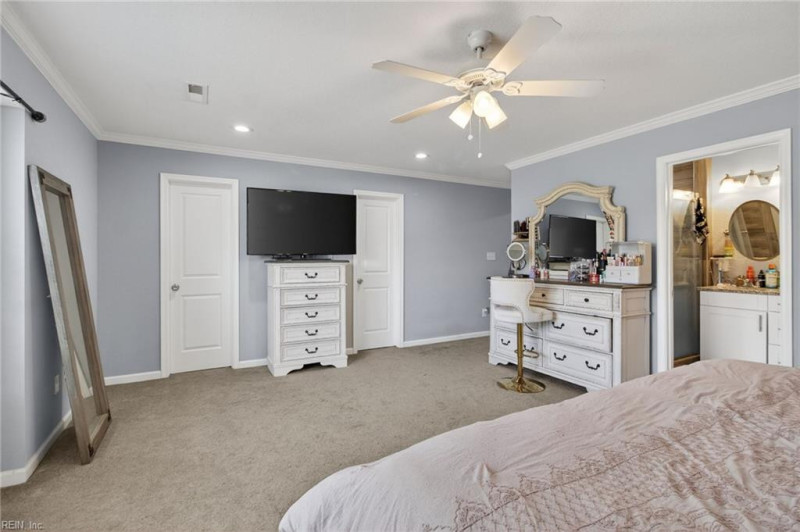 Photo 26 of 41 residential for sale in Norfolk virginia