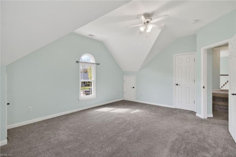 Photo 20 of 36 residential for sale in Chesapeake virginia
