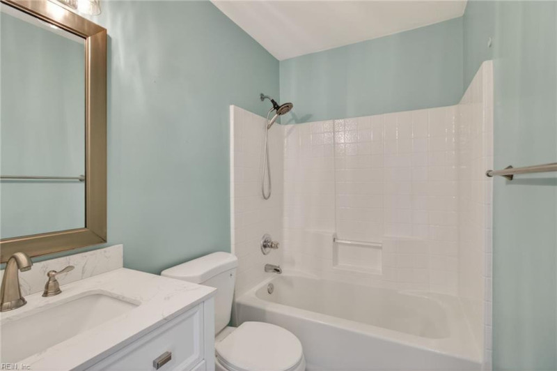 Photo 23 of 36 residential for sale in Chesapeake virginia