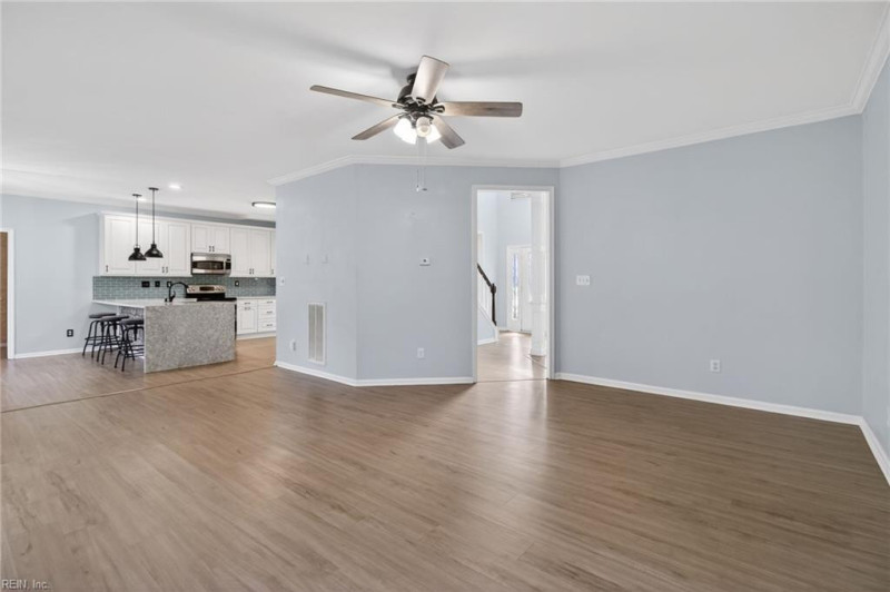Photo 3 of 36 residential for sale in Chesapeake virginia