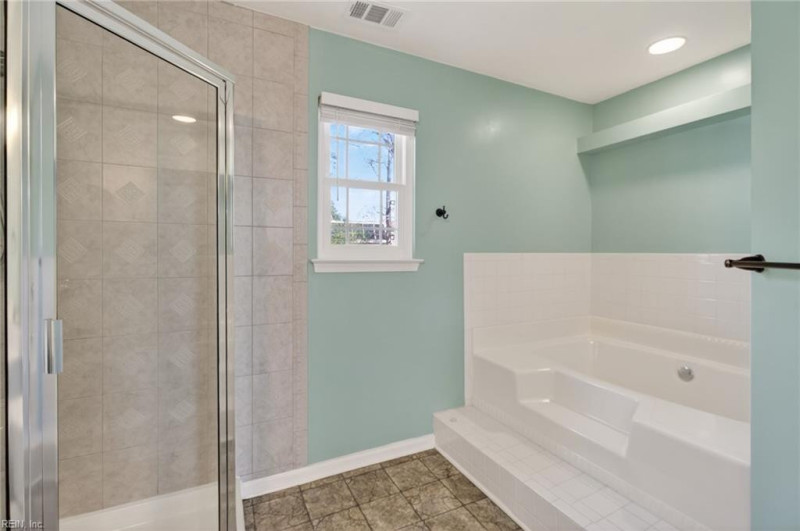 Photo 31 of 36 residential for sale in Chesapeake virginia