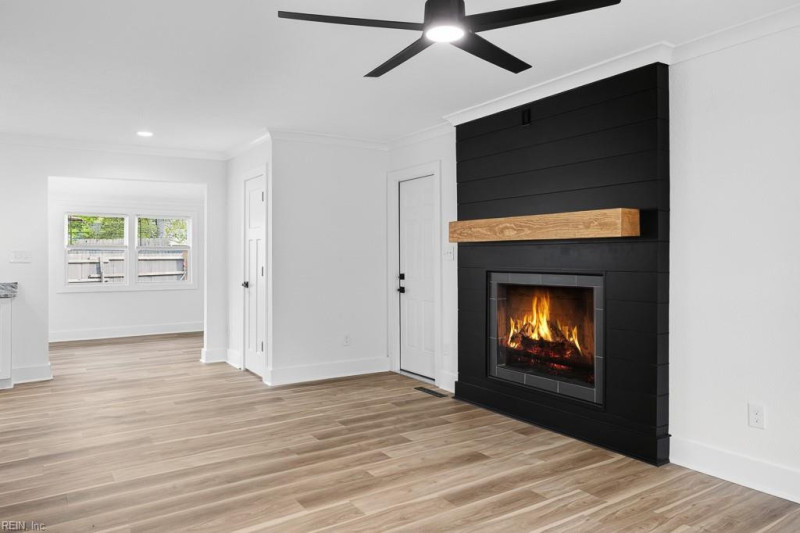 Photo 17 of 39 residential for sale in Virginia Beach virginia