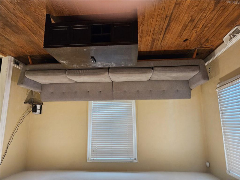 Photo 13 of 21 residential for sale in Portsmouth virginia