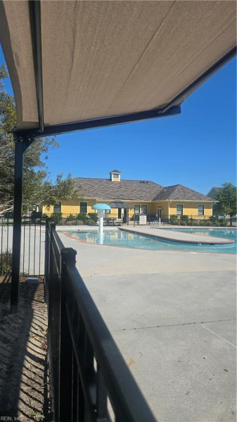 Photo 33 of 36 residential for sale in Chesapeake virginia