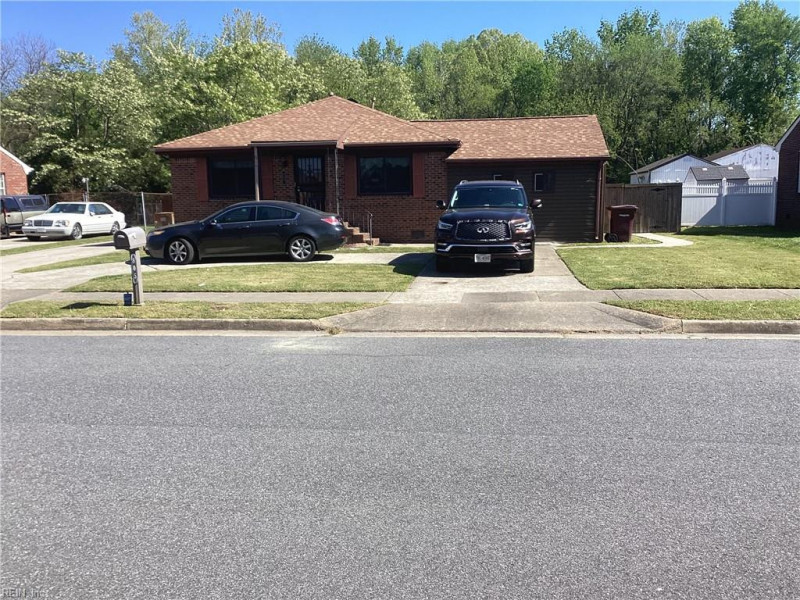 Photo 1 of 26 residential for sale in Chesapeake virginia Photo 1 of 26 residential for sale in Chesapeake virginia