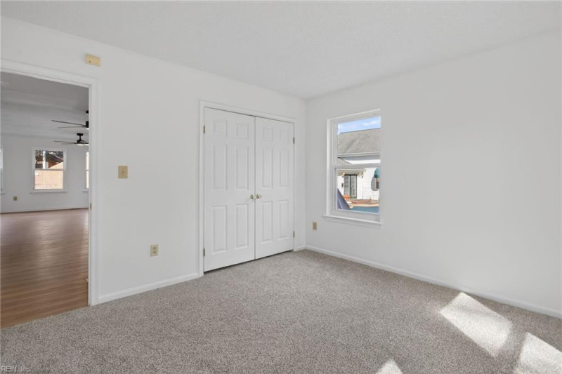 Photo 19 of 31 residential for sale in Norfolk virginia