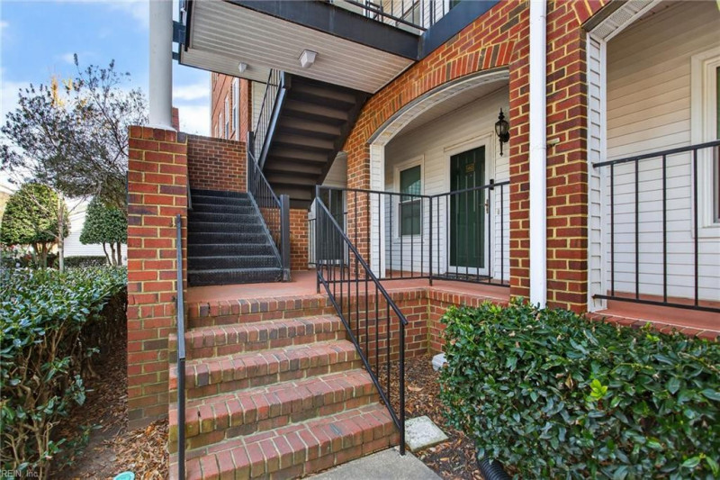 Photo 2 of 31 residential for sale in Norfolk virginia