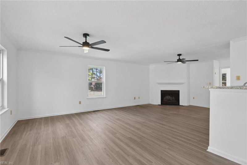 Photo 5 of 31 residential for sale in Norfolk virginia