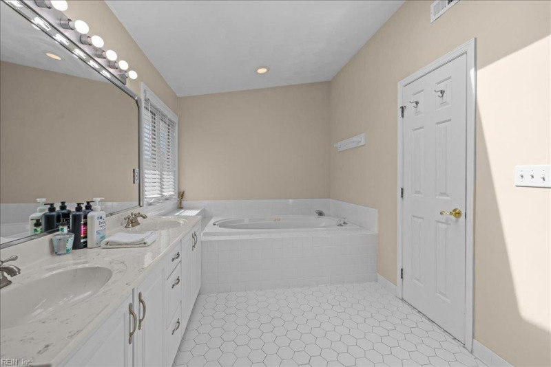 Photo 40 of 50 residential for sale in Virginia Beach virginia Photo 40 of 50 residential for sale in Virginia Beach virginia