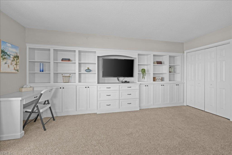 Photo 10 of 50 residential for sale in Virginia Beach virginia Photo 10 of 50 residential for sale in Virginia Beach virginia