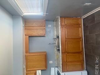 Photo 4 of 8 residential for sale in Portsmouth virginia
