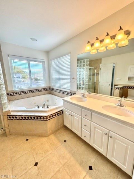 Photo 33 of 45 residential for sale in Virginia Beach virginia Photo 33 of 45 residential for sale in Virginia Beach virginia
