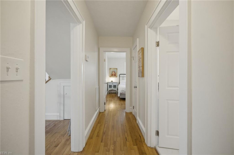Photo 18 of 39 residential for sale in Hampton virginia