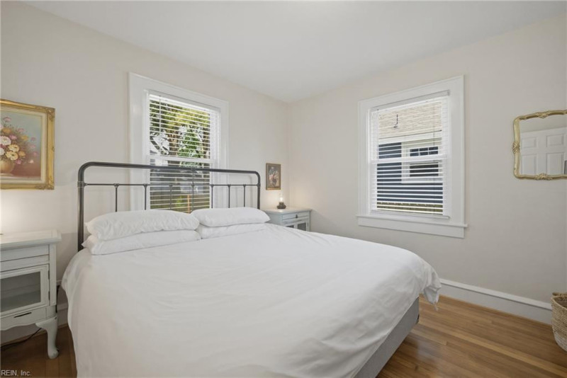 Photo 23 of 39 residential for sale in Hampton virginia