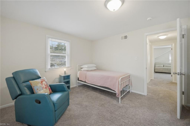 Photo 27 of 39 residential for sale in Hampton virginia