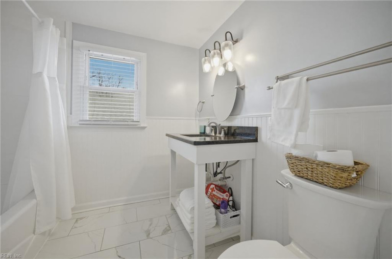 Photo 31 of 39 residential for sale in Hampton virginia