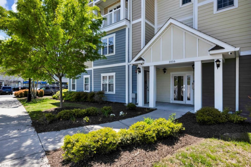 Photo 1 of 30 residential for sale in Chesapeake virginia Photo 1 of 30 residential for sale in Chesapeake virginia
