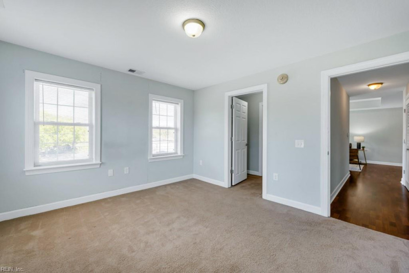 Photo 17 of 30 residential for sale in Chesapeake virginia Photo 17 of 30 residential for sale in Chesapeake virginia