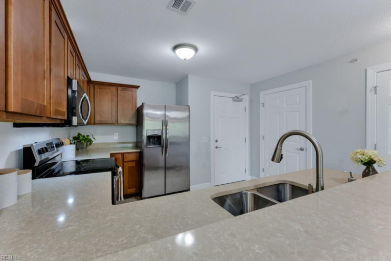 Photo 5 of 30 residential for sale in Chesapeake virginia Photo 5 of 30 residential for sale in Chesapeake virginia