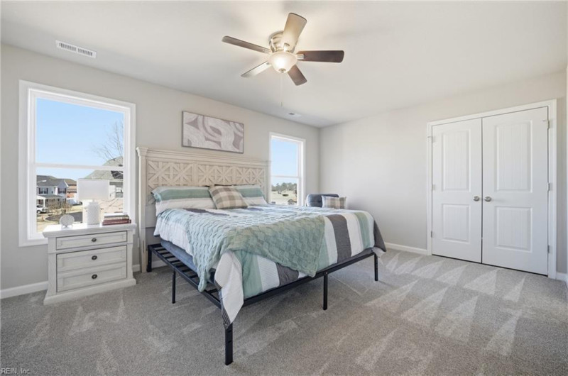 Photo 20 of 34 residential for sale in Suffolk virginia