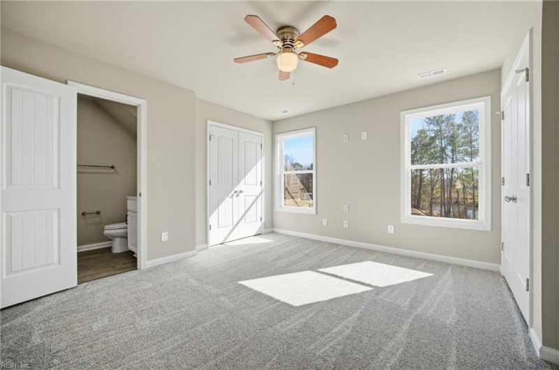 Photo 25 of 34 residential for sale in Suffolk virginia