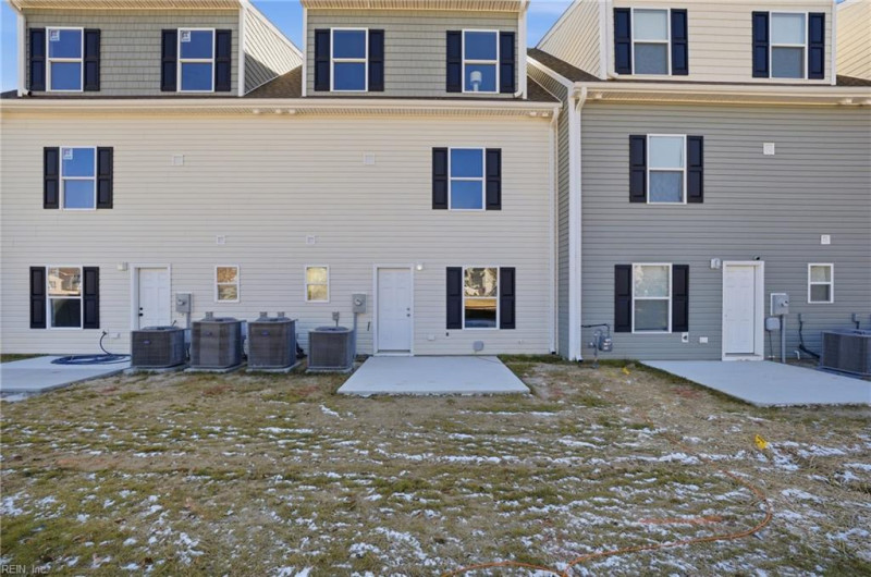 Photo 33 of 34 residential for sale in Suffolk virginia