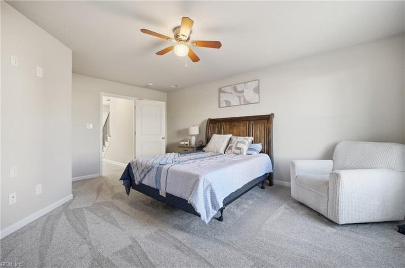 Photo 7 of 34 residential for sale in Suffolk virginia