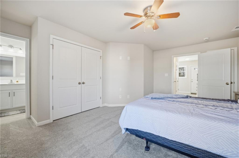 Photo 8 of 34 residential for sale in Suffolk virginia