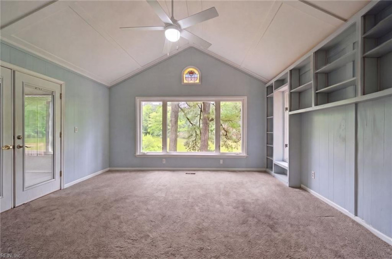 Photo 19 of 48 residential for sale in Newport News virginia