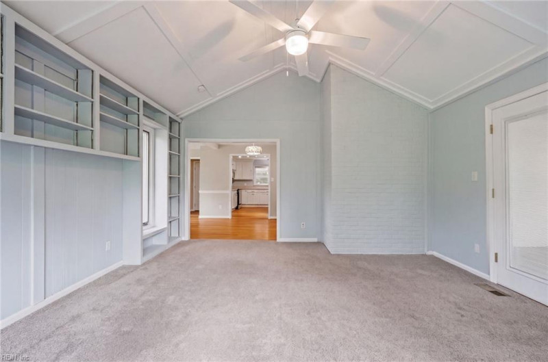 Photo 20 of 48 residential for sale in Newport News virginia