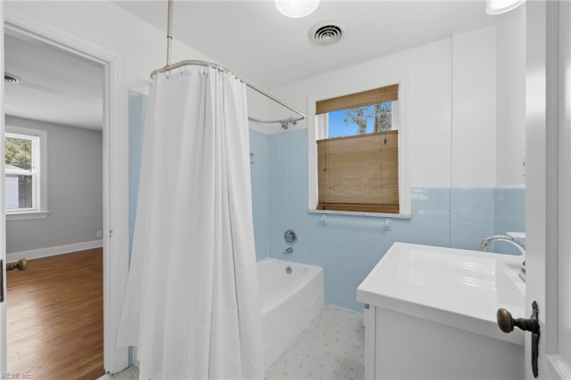 Photo 35 of 50 residential for sale in Norfolk virginia Photo 35 of 50 residential for sale in Norfolk virginia