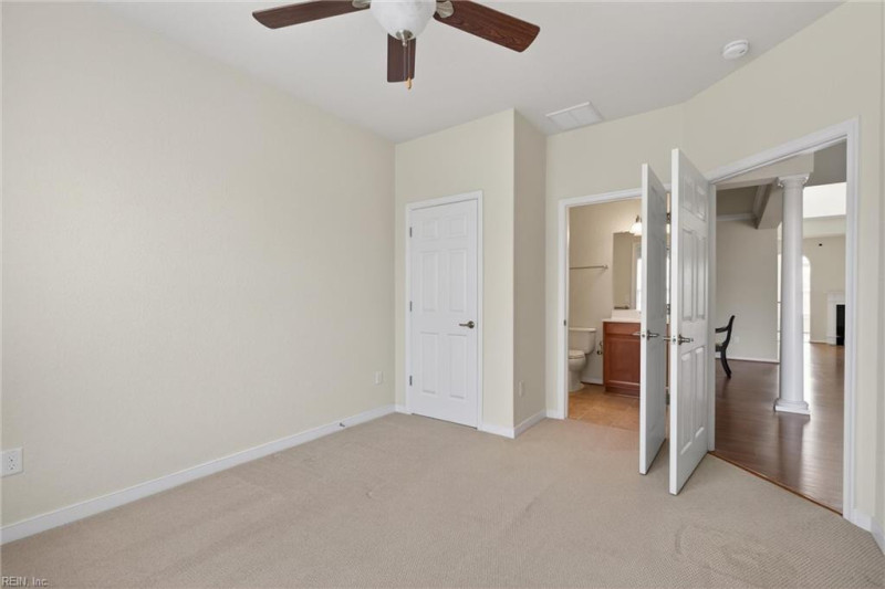 Photo 15 of 47 residential for sale in Chesapeake virginia