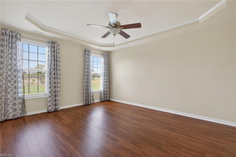 Photo 17 of 47 residential for sale in Chesapeake virginia